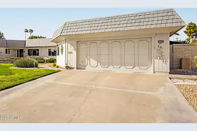 10344 W Hutton Drive, Sun City, AZ 85351 - Photo 4