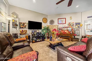 10344 W Hutton Dr, Sun City, AZ 85351 - Photo 12
