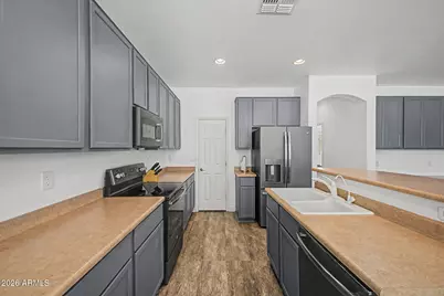 2217 W Alicia Drive, Phoenix, AZ 85041 - Photo 16