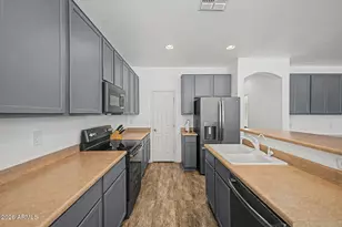 2217 W Alicia Dr, Phoenix, AZ 85041 - Photo 16