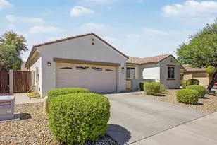 2217 W Alicia Dr, Phoenix, AZ 85041 - Photo 2