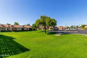 1021 S Greenfield Rd, Mesa, AZ 85206 - Photo 14