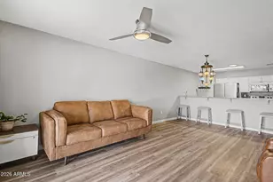 1021 S Greenfield Rd, Mesa, AZ 85206 - Photo 12