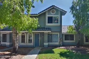 860 N McQueen Rd, Chandler, AZ 85225 - Photo 1