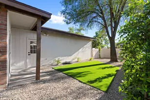 48 N Colonial Dr, Gilbert, AZ 85234 - Photo 32