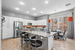 12445 W Fetlock Trail, Peoria, AZ 85383 - Photo 20