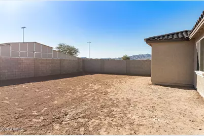 19033 W Rose Lane, Waddell, AZ 85355 - Photo 42