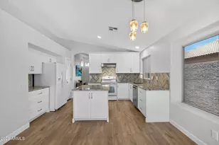425 N Windsor, Mesa, AZ 85213 - Photo 8