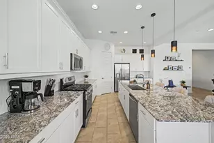 9337 W Sells Dr, Phoenix, AZ 85037 - Photo 10