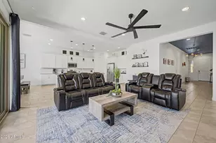 9337 W Sells Dr, Phoenix, AZ 85037 - Photo 4