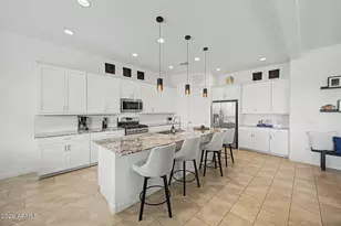 9337 W Sells Dr, Phoenix, AZ 85037 - Photo 10