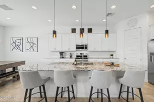 9337 W Sells Dr, Phoenix, AZ 85037 - Photo 8