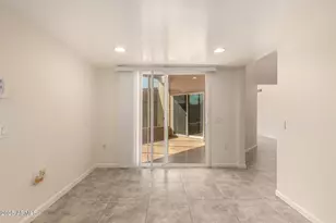 13657 N 108th Dr, Sun City, AZ 85351 - Photo 8