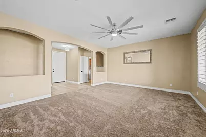 6611 S 25th Drive, Phoenix, AZ 85041 - Photo 6
