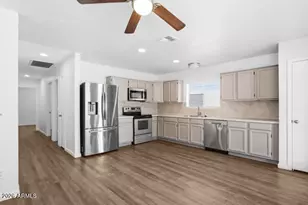 10111 W Colter St, Glendale, AZ 85307 - Photo 6