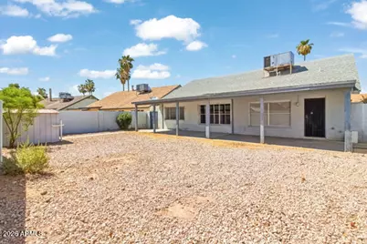 10111 W Colter Street, Glendale, AZ 85307 - Photo 16