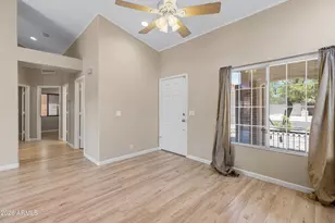 3231 E Menadota Dr, Phoenix, AZ 85050 - Photo 24