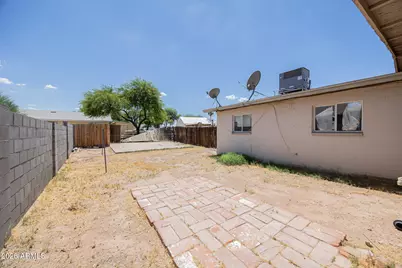 949 E Flint Street # 1, Chandler, AZ 85225 - Photo 16