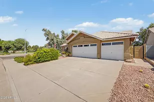4890 W Geronimo St, Chandler, AZ 85226 - Photo 4