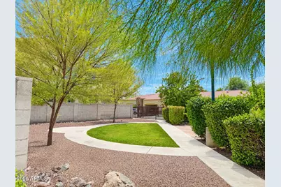 8965 N 8th Drive, Phoenix, AZ 85021 - Photo 4