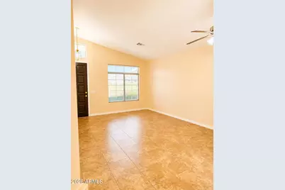 13871 W Windsor Avenue, Goodyear, AZ 85395 - Photo 8
