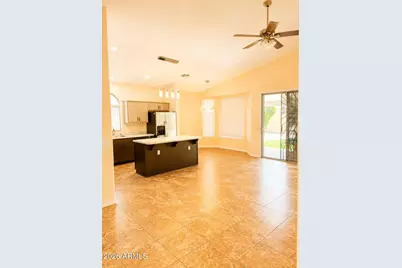 13871 W Windsor Avenue, Goodyear, AZ 85395 - Photo 6