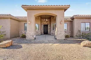 14032 E Cavedale Dr, Scottsdale, AZ 85262 - Photo 4