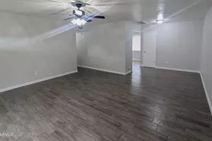 8127 E Mitchell Dr, Scottsdale, AZ 85251 - Photo 4