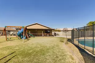 8735 W Royal Palm Rd, Peoria, AZ 85345 - Photo 14