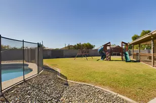 8735 W Royal Palm Rd, Peoria, AZ 85345 - Photo 8
