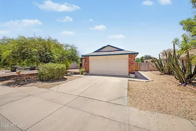 8833 E Dallas Street, Mesa, AZ 85207 - Photo 2