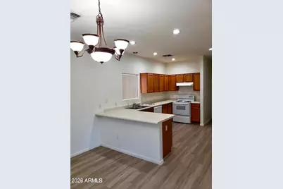 1750 W Union Hills Drive #Unit 15, Phoenix, AZ 85027 - Photo 2
