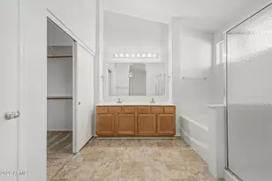1068 W Glenmere Dr, Chandler, AZ 85224 - Photo 10