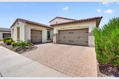 10704 E Thatcher Avenue, Mesa, AZ 85212 - Photo 2
