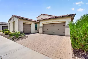 10704 E Thatcher Ave, Mesa, AZ 85212 - Photo 2