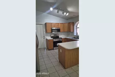 12763 W Palm Lane, Avondale, AZ 85392 - Photo 2