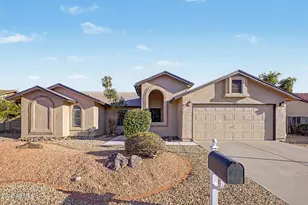 807 E Aire Libre Ave, Phoenix, AZ 85022 - Photo 1