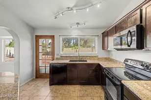 807 E Aire Libre Ave, Phoenix, AZ 85022 - Photo 14