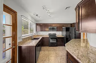 807 E Aire Libre Ave, Phoenix, AZ 85022 - Photo 12