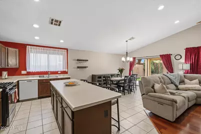8830 W Salter Drive, Peoria, AZ 85382 - Photo 10