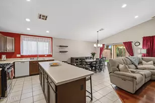 8830 W Salter Dr, Peoria, AZ 85382 - Photo 10