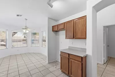 8950 W Holly Street, Phoenix, AZ 85037 - Photo 8