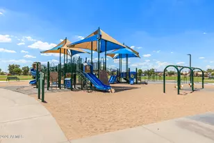8950 W Holly St, Phoenix, AZ 85037 - Photo 26