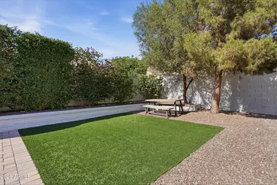 9834 E Dreyfus Avenue, Scottsdale, AZ 85260 - Photo 40