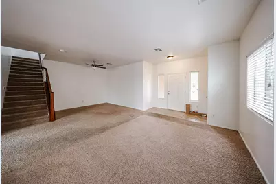 12039 W Leather Lane, Peoria, AZ 85383 - Photo 4