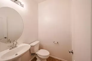 12039 W Leather Ln, Peoria, AZ 85383 - Photo 14