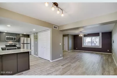 8303 E Thomas Road, Scottsdale, AZ 85251 - Photo 12