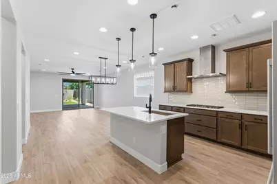 5618 W Mauna Loa Lane, Glendale, AZ 85306 - Photo 12