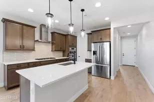 5618 W Mauna Loa Ln, Glendale, AZ 85306 - Photo 10