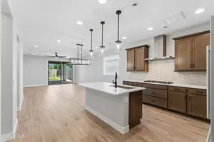 5618 W Mauna Loa Ln, Glendale, AZ 85306 - Photo 8